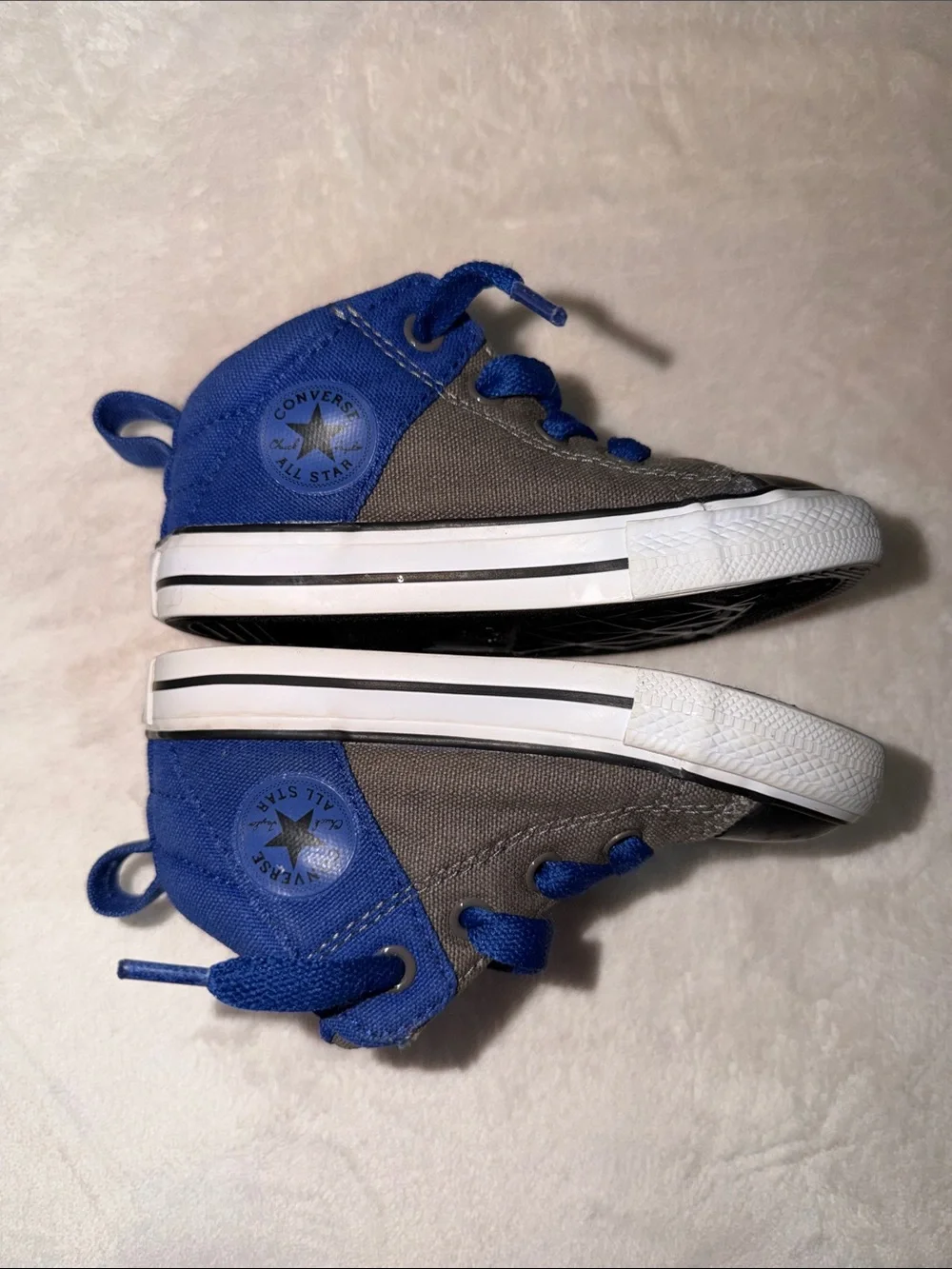 Converse Chuck Taylor All Star Mid Top Toddler Size 7 Gray & Blue